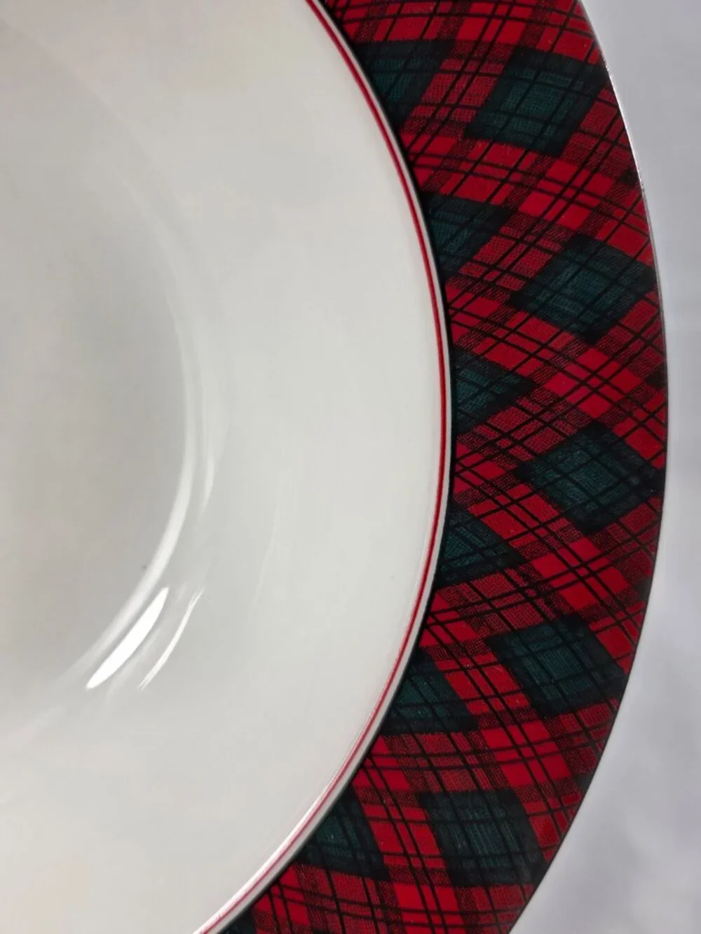 Sasaki Tartan Plaid 9 Inch Serving Bowl White with Red & Green Plaid Border